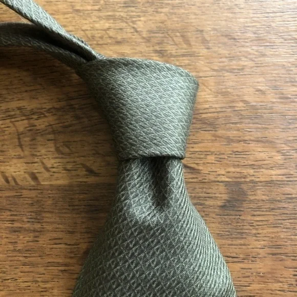 Giorgio Armani Green Small Pattern Tie